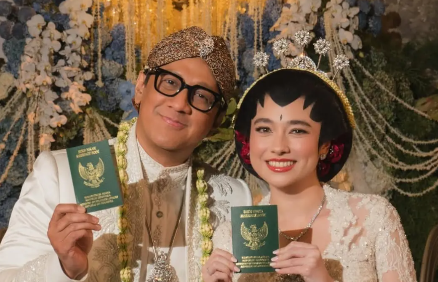 Andre Taulany Resmi Menikah dengan Amanda Rigby, Ini Momen Bahagianya