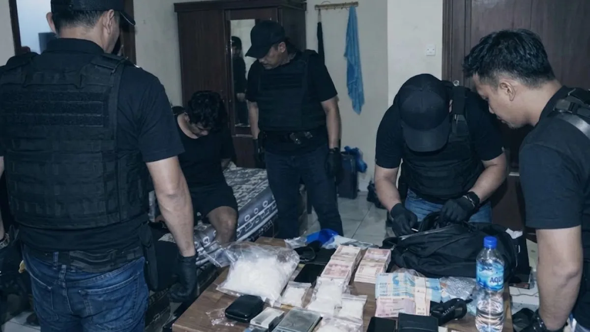 Geger Penggerebekan Kost di Bantaeng, Sabu 60 Gram dan Uang Rp30 Juta Jadi Barang Bukti