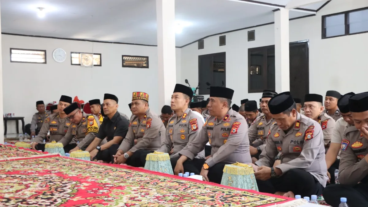 Tak Hanya Profesional, Polres Maros Perkuat Mental dan Spiritual Lewat Binrohtal