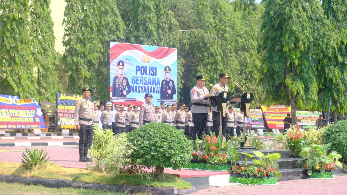 Polda Sulsel Gelar Serah Terima Pataka Pallawa Lipu, Tandai Pergantian Kapolda