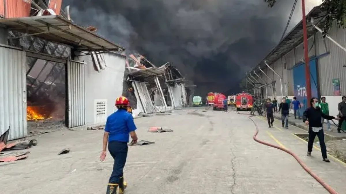 Kebakaran Pergudangan Jatiuwung Tangerang, 10 Gudang Ludes Terbakar