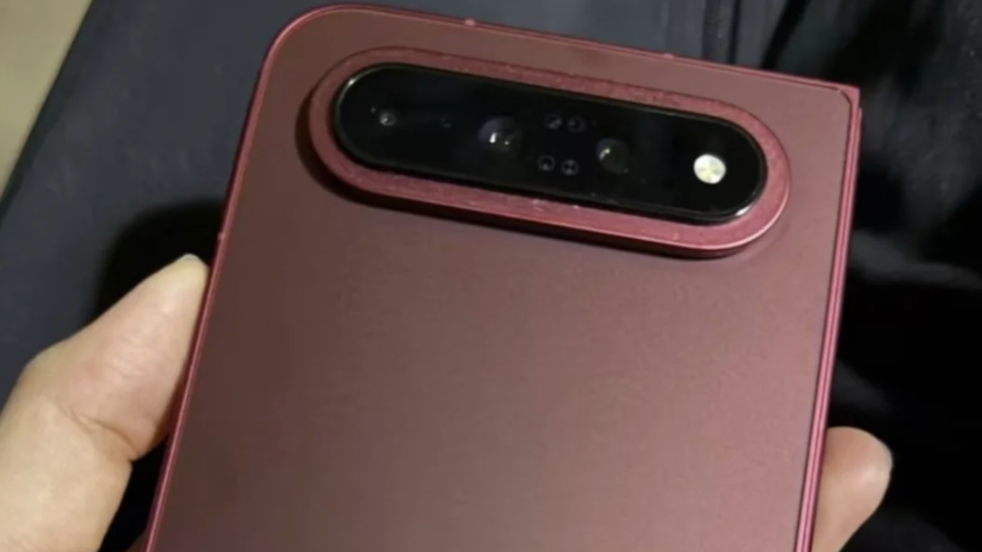 Xiaomi 18 Fold Jadi HP Pertama dengan RAM LPDDR6 dari CXMT