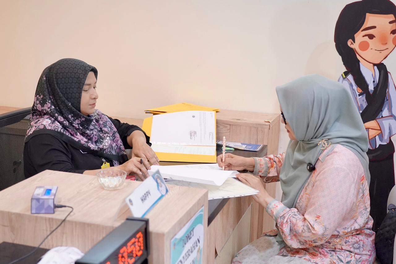 Tak Sampai 10 Hari, Sertipikat Balik Nama Warga Tangsel Sudah Jadi